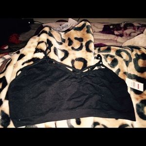 spaghetti strap tank crop top