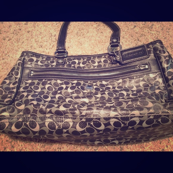 AUTH. Coach Handbag Black/Grey