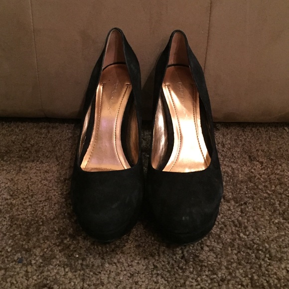 BCBG generation black suede heels