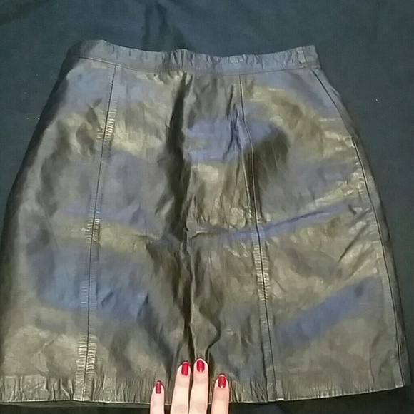 100% authentic leather skirt