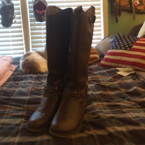 Guess brown riding boots