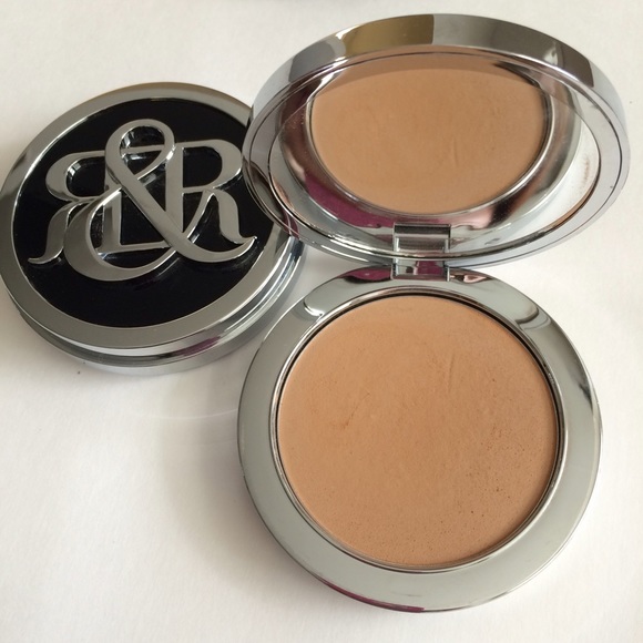 Rock & Republic powder