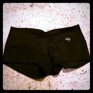 Mika Yoga Wear black shorts size M/L