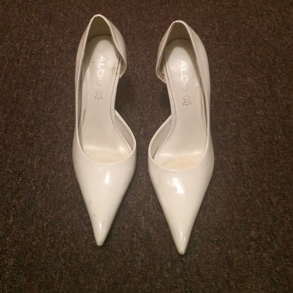 White pointy toe heels