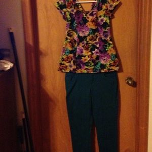 Bundle Skinny Jean and Floral Top