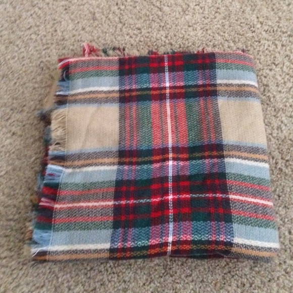 Plaid blanket scarf zara dupe