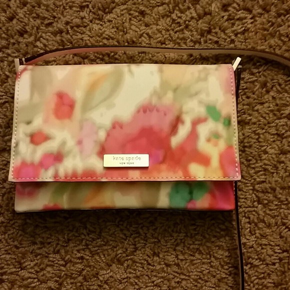 Floral Kate Spade Bag/Crossbody - Picture 2 of 4
