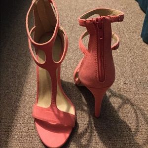 Peach never worn heels