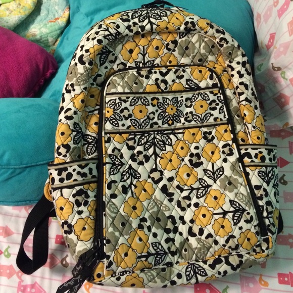 Vera Bradley backpack LIKE NEW