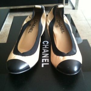 Chanel Nude Black Cap Toe Pumps Heels Spirit 6.5 7