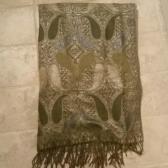 Scarf - Picture 3 of 3