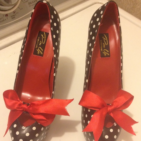 I bought them online and they were to small - Picture 2 of 3