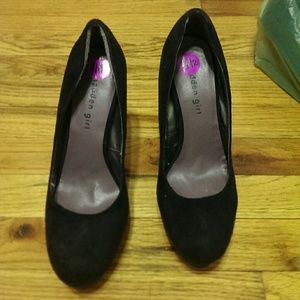 Madden Girl Platform Pumps black