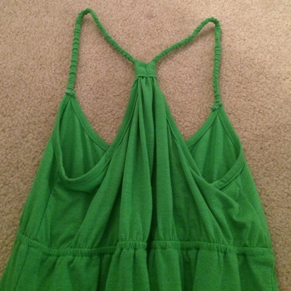 Delia's Razorback - Picture 2 of 2