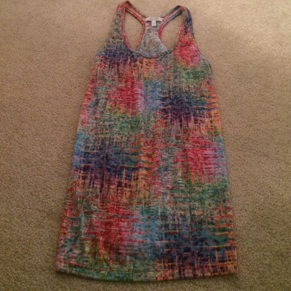 Delia's razorback tank