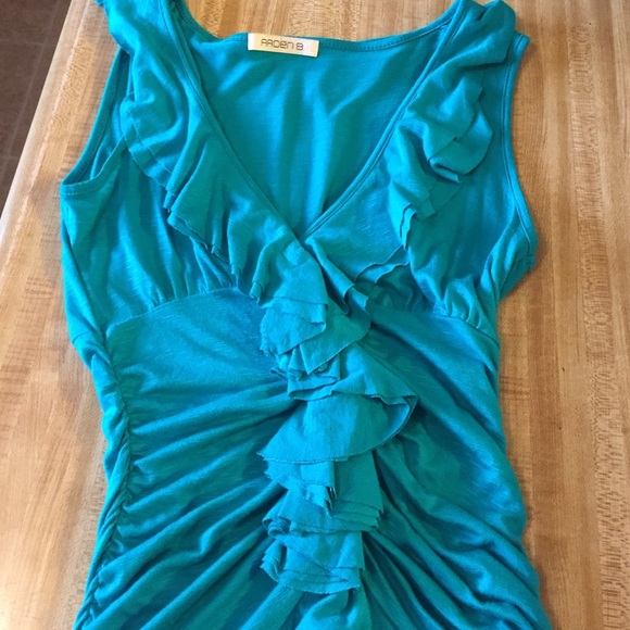 Arden B green top - Picture 3 of 3