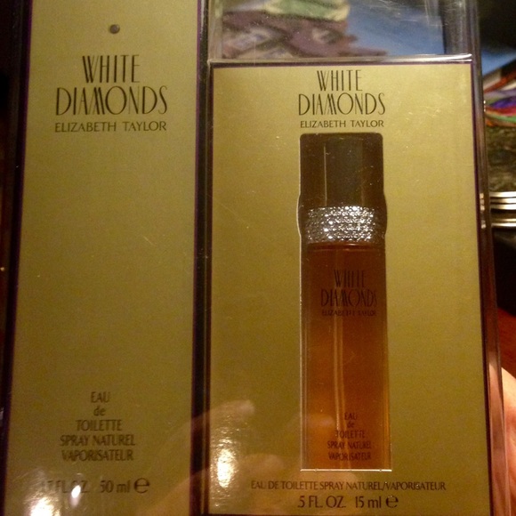 White Diamonds Eau De Toilet NWOT