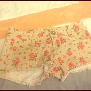 Floral Print Shorts! 🌸💐 SOLD IN BUNDLE