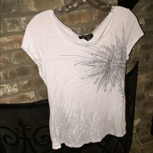 WHBM grey shirt Super cute