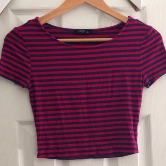 ❌SOLD ON VINTD❌Forever 21 Red Navy Stripe Crop Top - Picture 4 of 4
