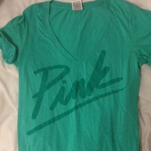 ❤️vs❤️️PINK v neck large