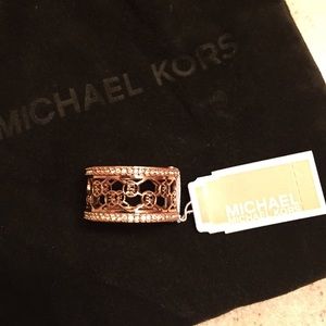 Michael Kors pave barrel ring-rose gold (sz 7)