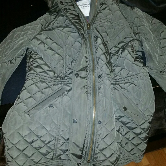 Coat - Picture 2 of 4
