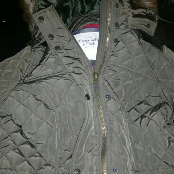Coat - Picture 3 of 4