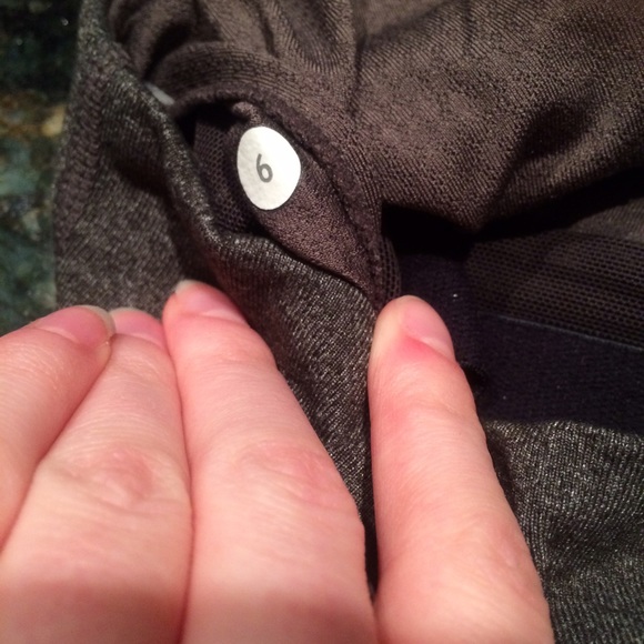 Lululemon gray tank size 6 :) - Picture 4 of 4