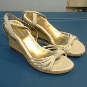 Naturalizer white wedges