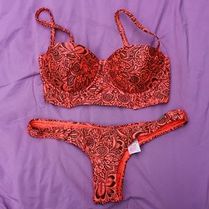 Bikini Set - Wired Top & Brazilian Cut Bottoms