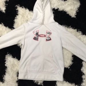 White camo under armour sweatshirt