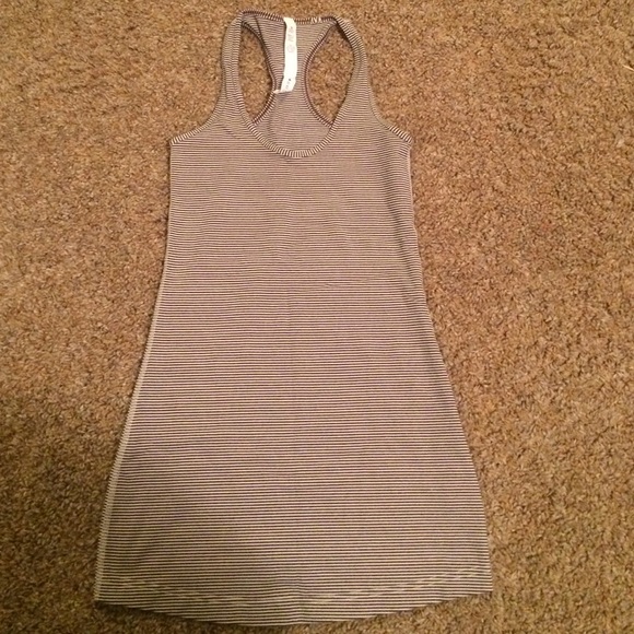NWOT Lululemon yoga tank