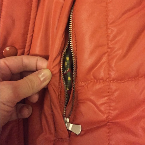 Spring Sell Off! Puffy vest. Casual. - Picture 3 of 4