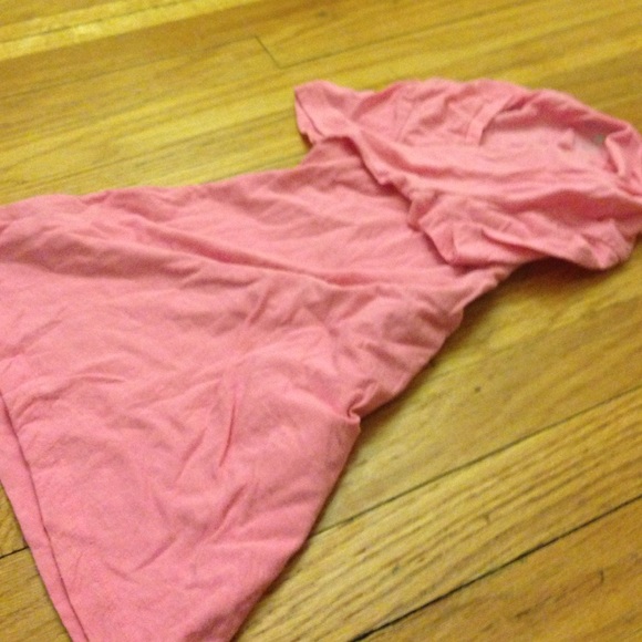 Never worn pink converse tee - Picture 3 of 3