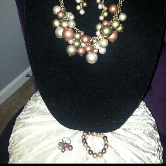 Necklace - Picture 2 of 2