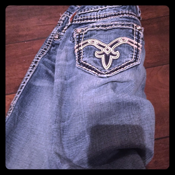 Rock revivals Denisa straight