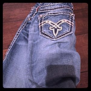 Rock revivals Denisa straight