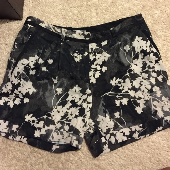 Floral black and gray shorts
