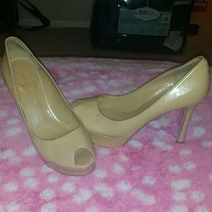 Ivanka trump pumps