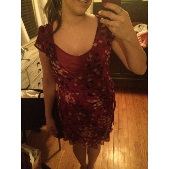 ADDITIONAL PHOTOS OF BANANA REPUBLIC DRESS