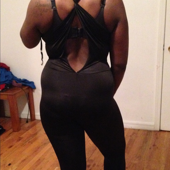 Cute party jump suit - Picture 2 of 4