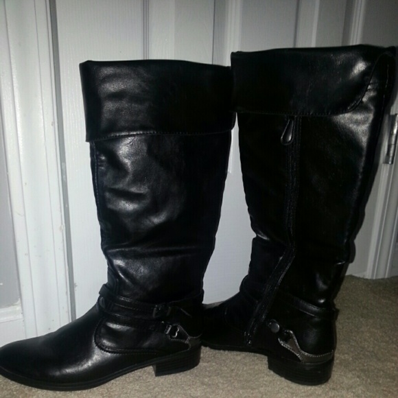 Black riding boots