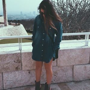 🎉2/27 hostpick🎉 LF dark wash denim shirt dress
