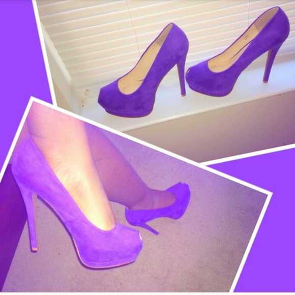 Shoe dazzle Purple suede pumps
