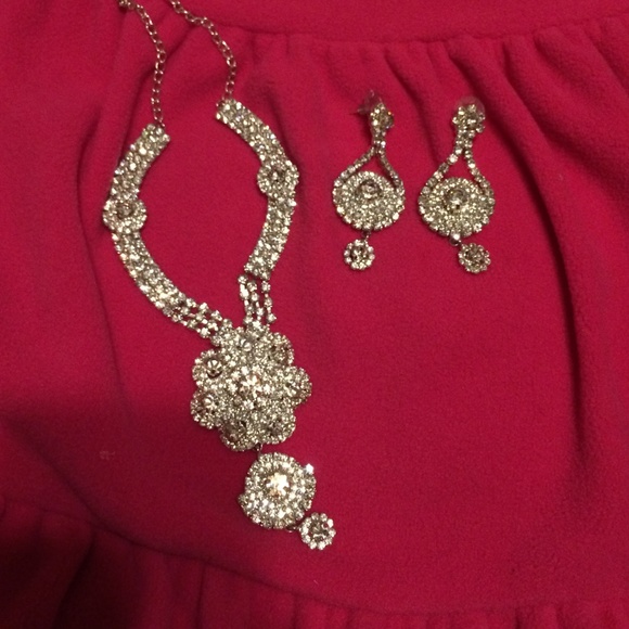 Silver tone indian style earrings