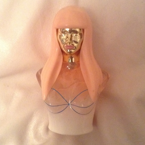 Nicki minaj perfume