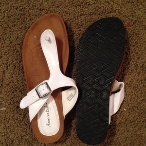 Sandels never been worn