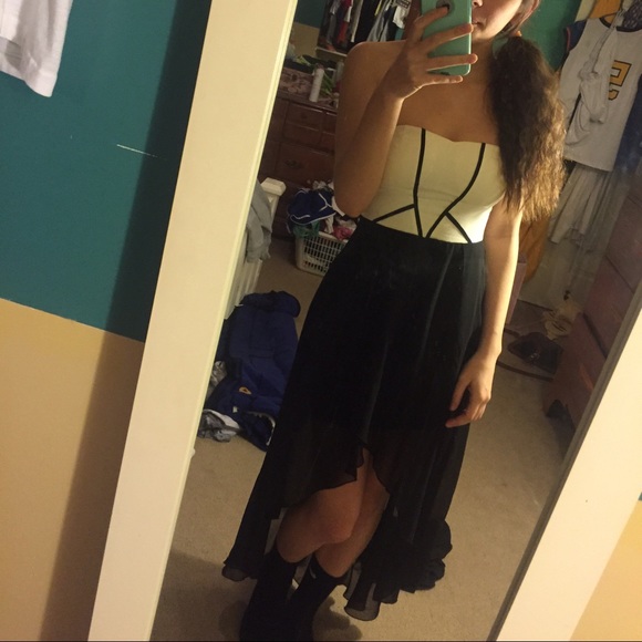 Black and white strapless dress