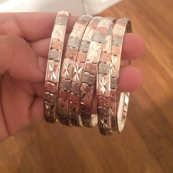 f21 bracelets - Picture 3 of 3